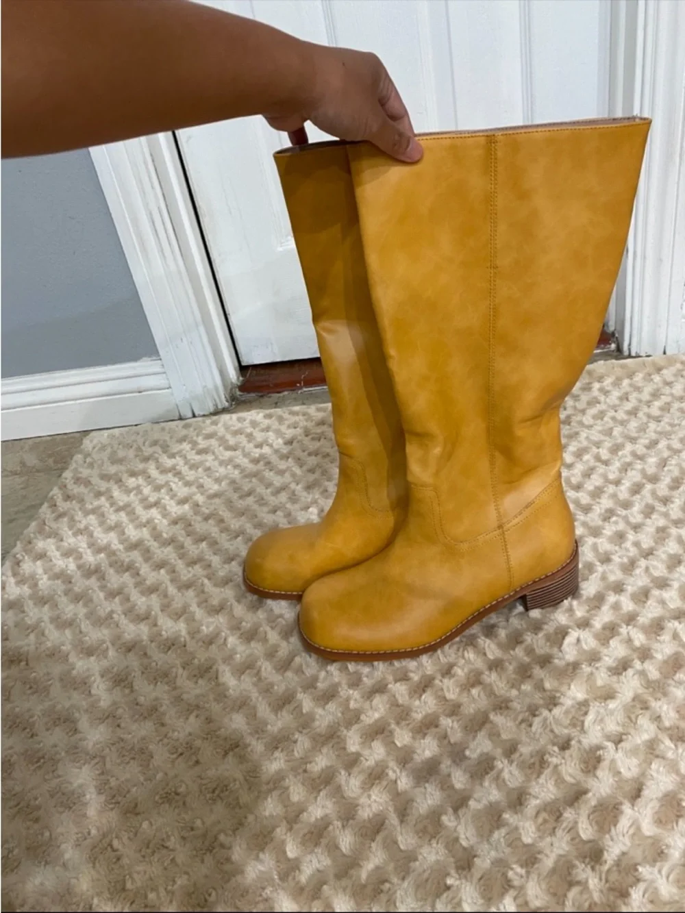 New Women size 9.5 Yellow Knee High Western Boots